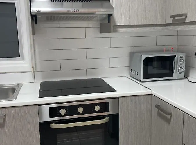 Apartmán Paradise Promenade Apartment, 2min Distance From Marina Larnaca